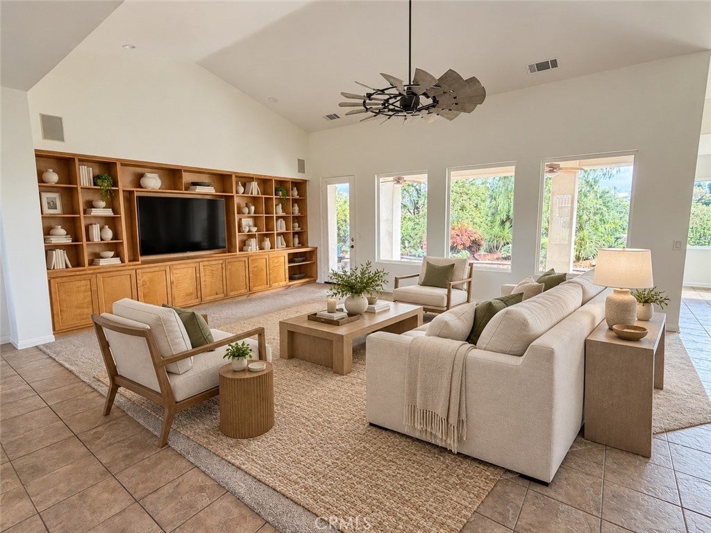 Photo of 30625 Del Rey RD, Temecula, CA 92591 (MLS # SW26229945)