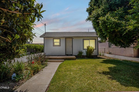 Photo of 334 S 8th Street, Santa Paula, CA 93060 (MLS # V1-37093)