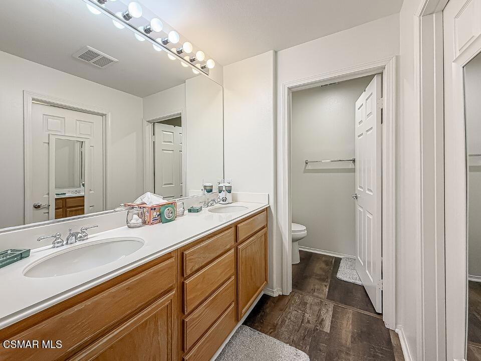 Case Flores-460 - 1004942 - Residential