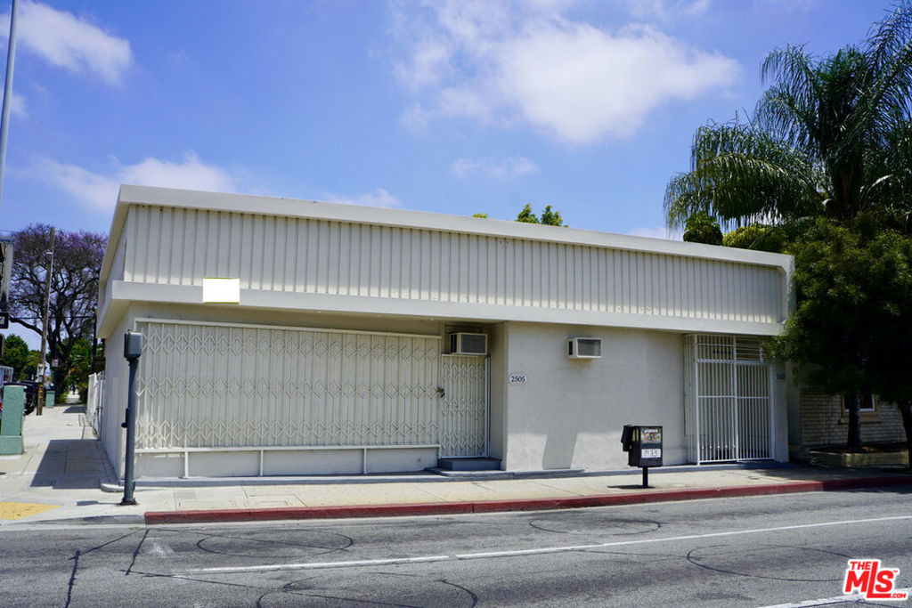 Prime Commercial Property in Huntington Park, California Welcome to your opportunity to own a premier commercial property in the heart of Huntington Park, California. This spacious building boasts 3,023 square feet of versatile space, perfect for entrepreneurs and investors alike. Situated on a generous lot spanning 5,298 square feet, this property offers ample room for various business ventures. Strategically located in a bustling area, this property presents endless possibilities for entrepreneurs looking to establish or expand their businesses. Whether you envision a thriving clinic, a bustling grocery store, a dynamic real estate office, or a reputable mortgage office, this property provides the ideal canvas for your vision to flourish. Moreover, prospective buyers can explore additional business opportunities by consulting with the city of Huntington Park. With its vibrant economy and supportive business environment, the city may offer incentives or insights into other lucrative ventures suitable for this prime location. Don't miss this chance to invest in a property that combines space, location, and potential. Seize the opportunity to shape your future and establish a thriving business in one of California's most dynamic commercial hubs. Contact us today to schedule a viewing and unlock the possibilities that await you at this exceptional commercial property in Huntington Park, California.