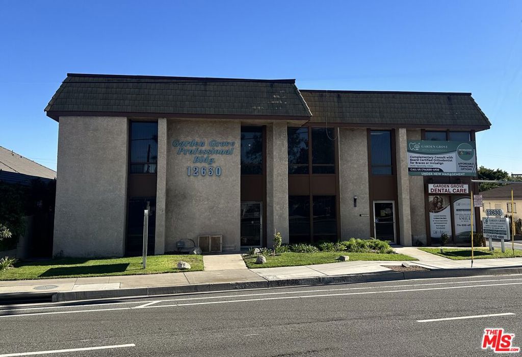 For Sale: Asking Price of $3,090,000 ($375/sf) * Two-story, freestanding 8,243-SF medical and office building with no association * Buyer can occupy 51% of the building immediately (for SBA loan) * $100,000 in recent renovations * 5.34 parking stalls per 1,000 SF (five are covered) * Restaurants and amenities are in the immediate vicinity