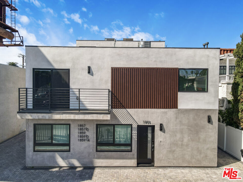 1857 Crenshaw Boulevard