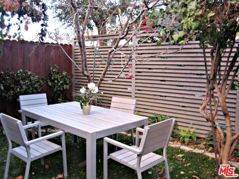 Tiny photo for 4125 1/2 Huron Avenue, Culver City, CA 90232 (MLS # 25554395)