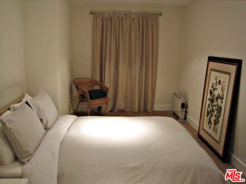 Tiny photo for 4125 1/2 Huron Avenue, Culver City, CA 90232 (MLS # 25554395)