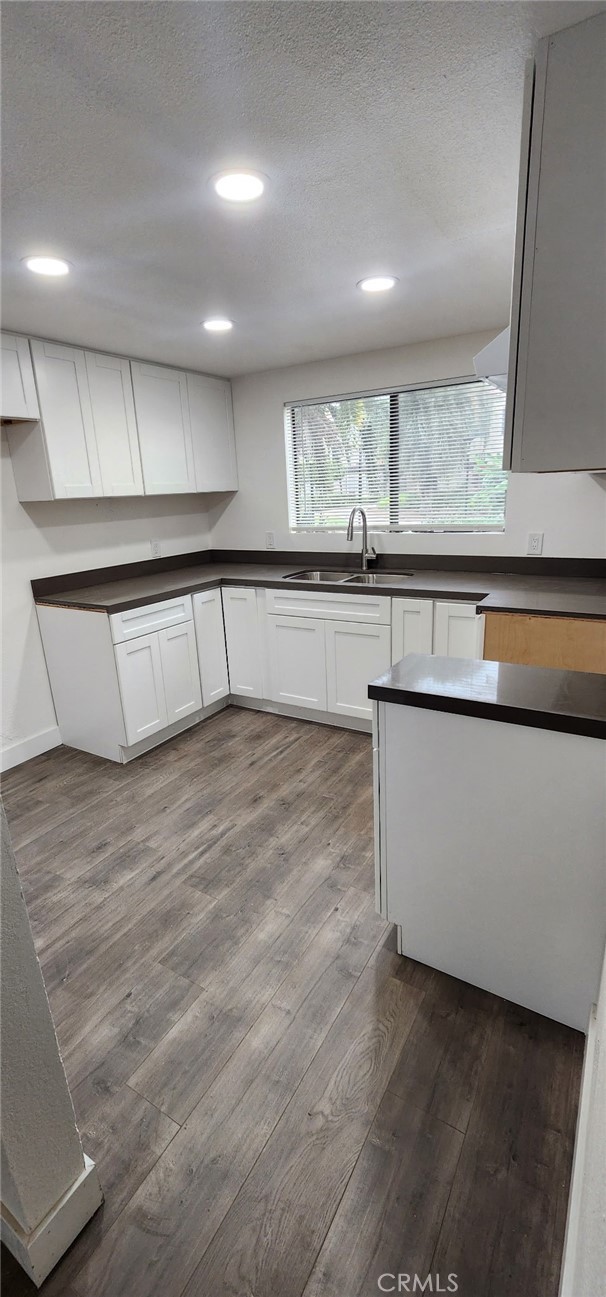 601 W 1st