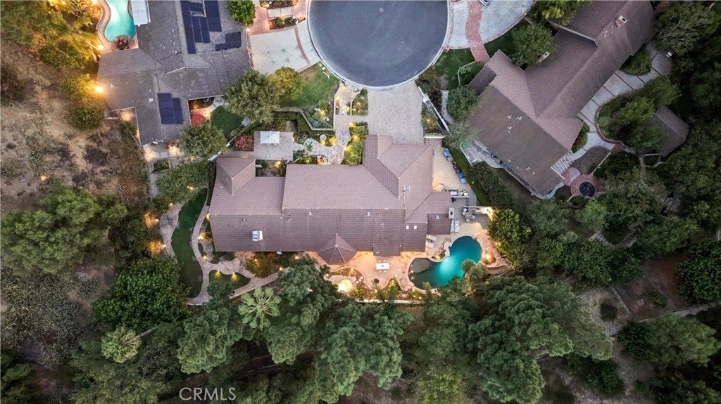 1812 Overview Circle