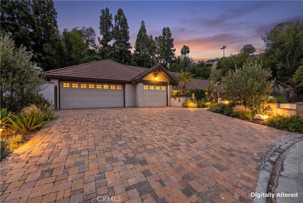 1812 Overview Circle