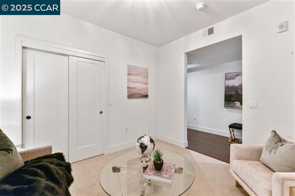 DOWNTO LAF - Residential Lease