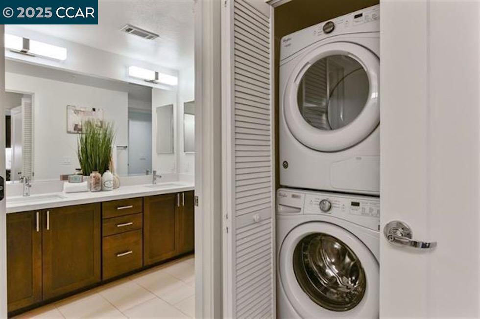 DOWNTO LAF - Residential Lease