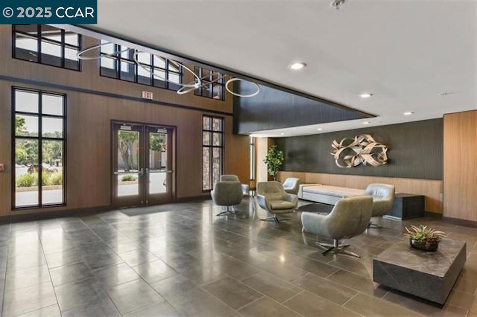 DOWNTO LAF - Residential Lease