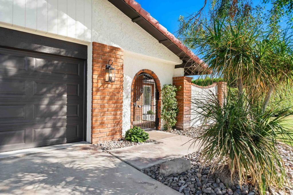 42350 May Pen Road