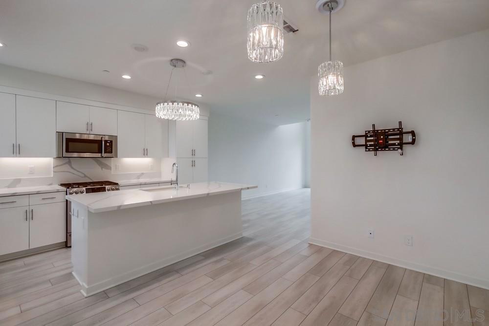 Mira Mesa - Residential