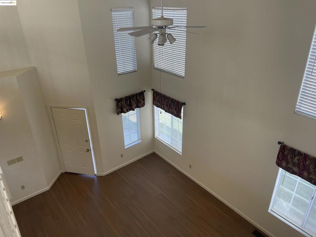 DISCOVY CC - Residential Lease