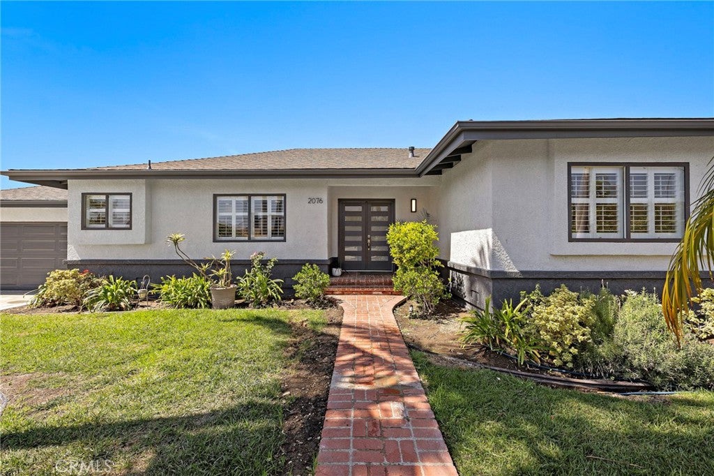 2076 N Mori