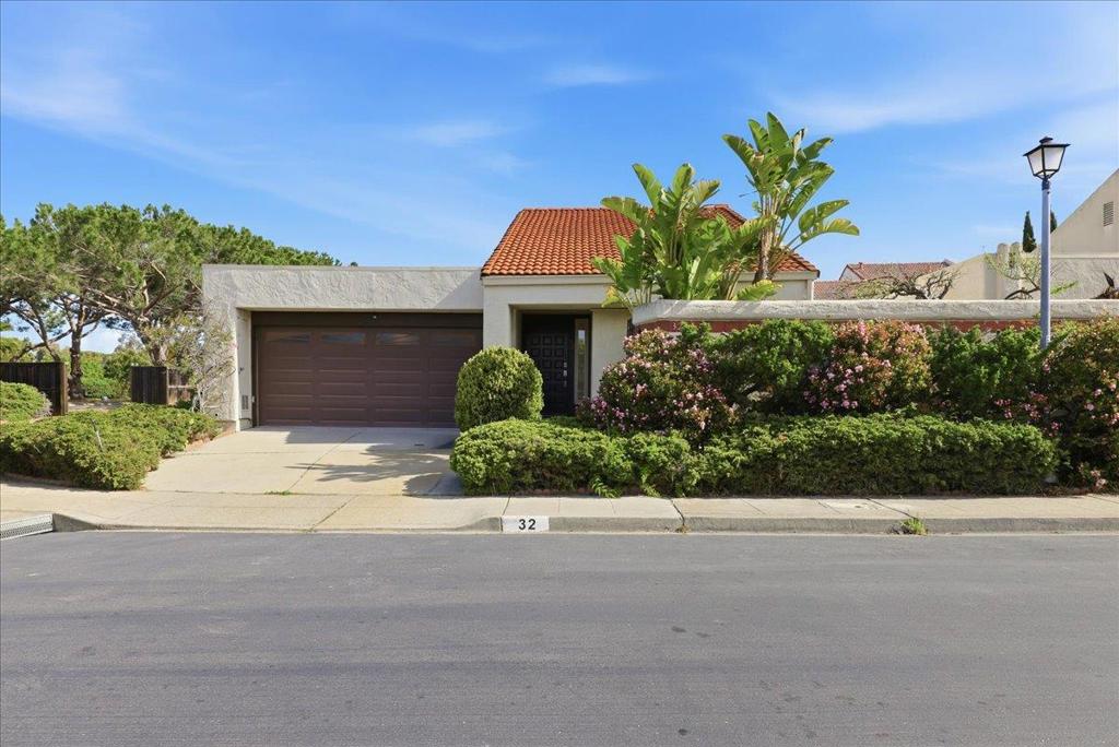 32 Lido Circle