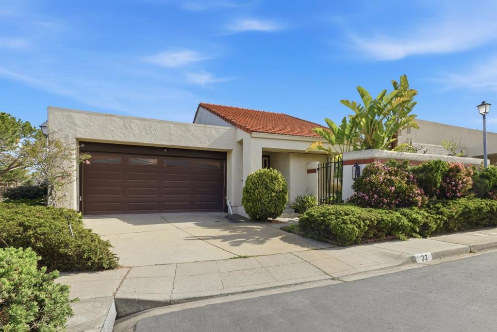32 Lido Circle, Redwood City CA 94065
