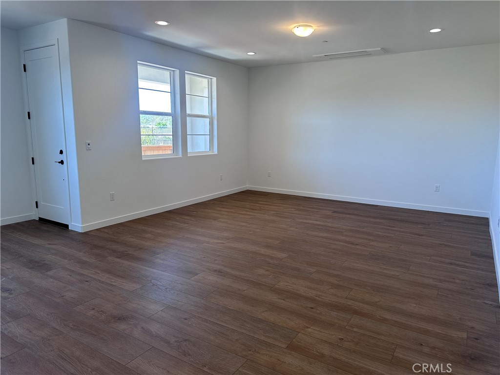 256 Memphis Belle Way