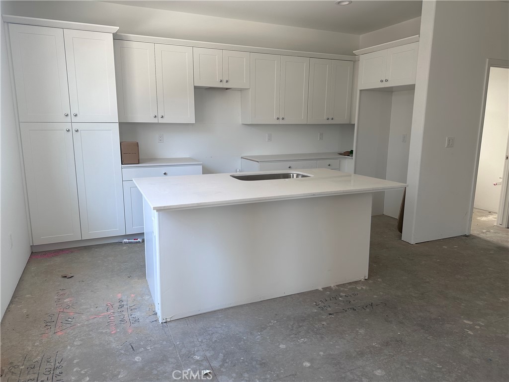 256 Memphis Belle Way