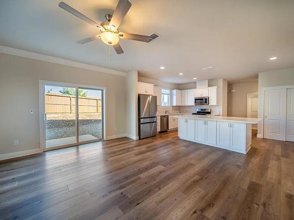 Photo of 887 Congaree Lane, Redding, CA 96001 (MLS # ML82022847)