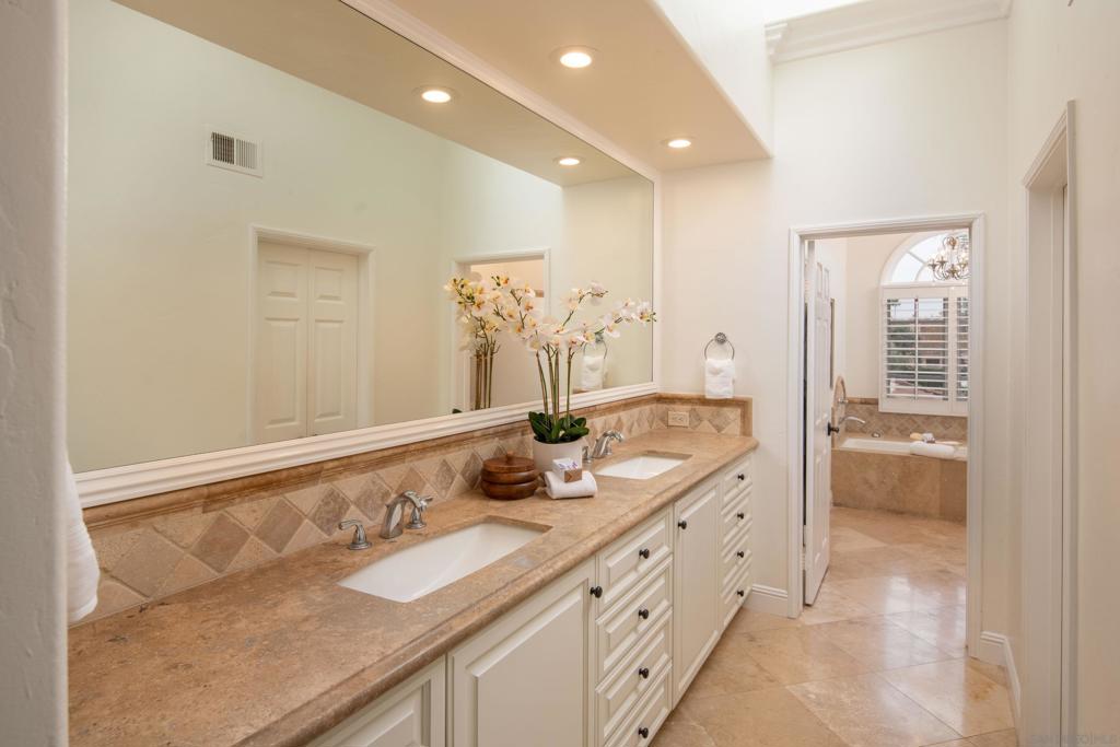 Rancho Santa Fe - Residential