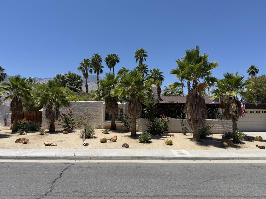 511 N Cantera Circle