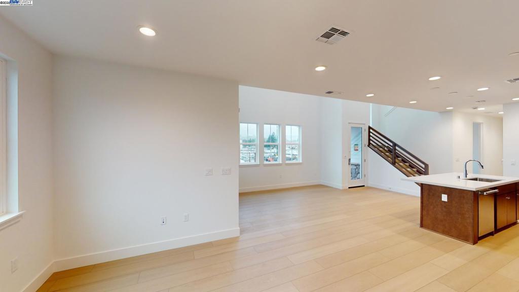 Not Listed - Residential