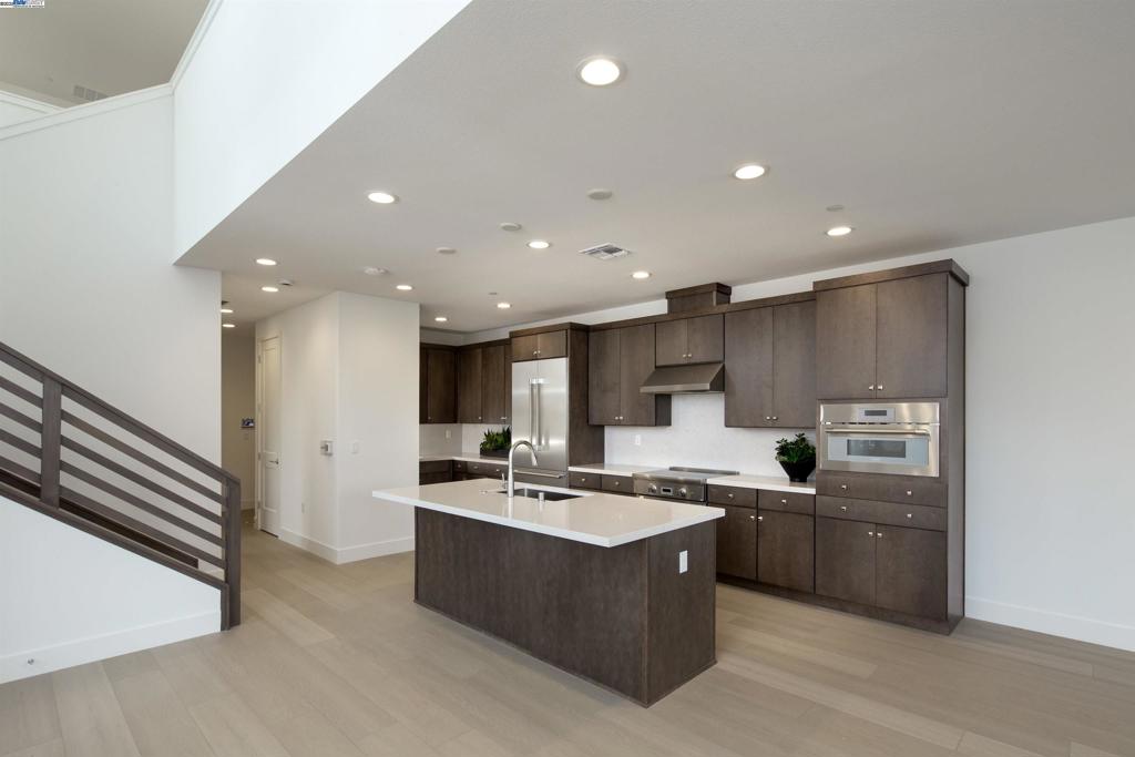 Not Listed - Residential