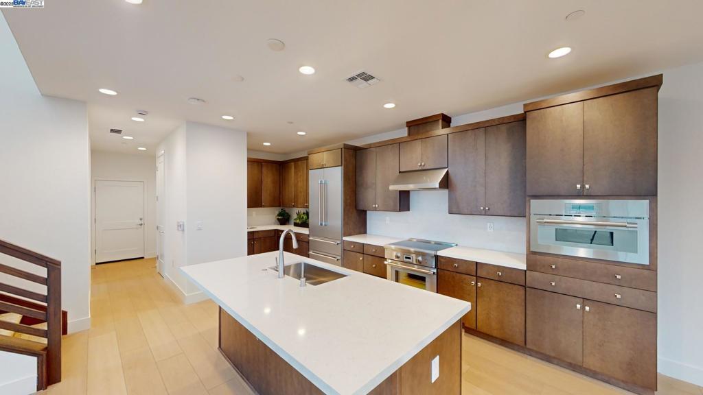 Not Listed - Residential