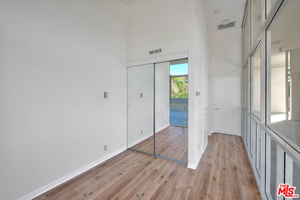 Photo of 9255 Doheny Road #601, West Hollywood, CA 90069 (MLS # 25611415)