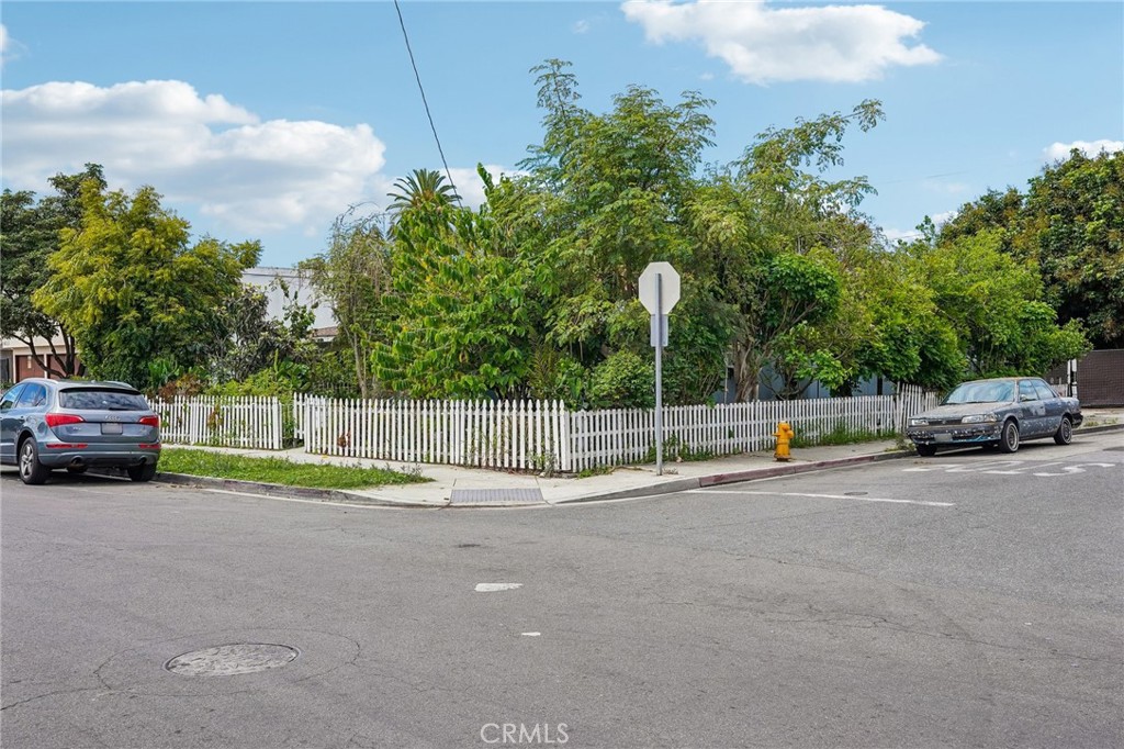 6119 Linden Avenue