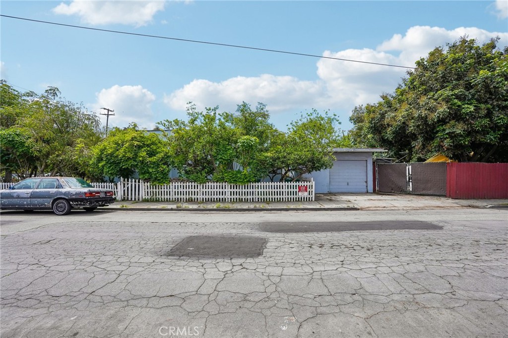 6119 Linden Avenue