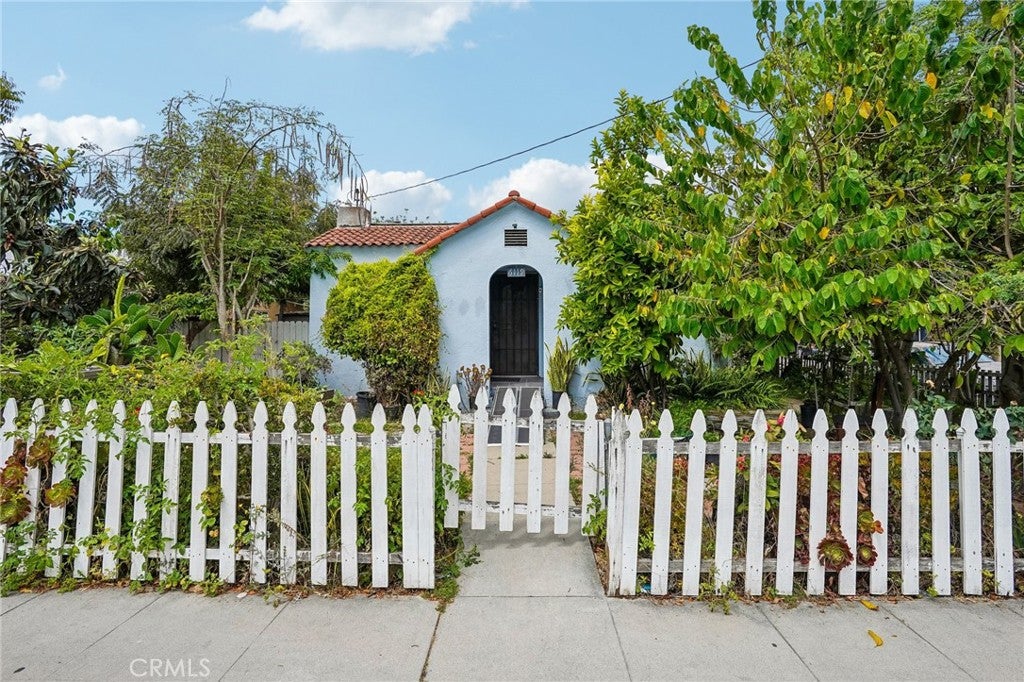6119 Linden Avenue