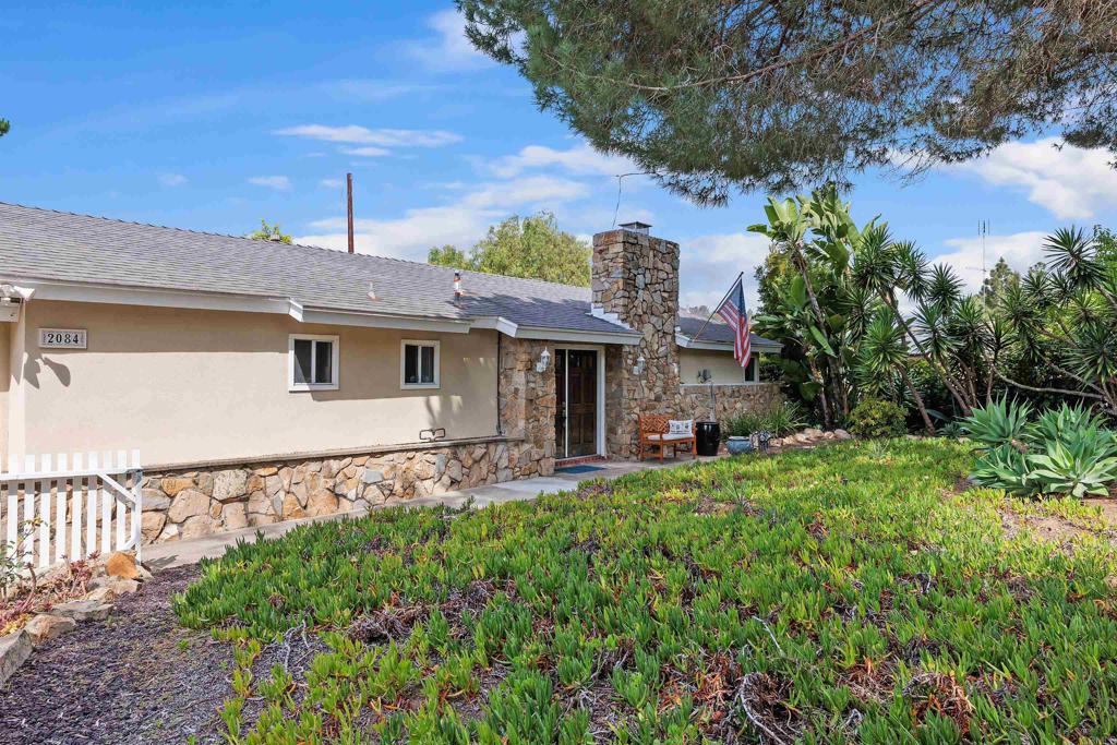 2084 Meadowlark Circle