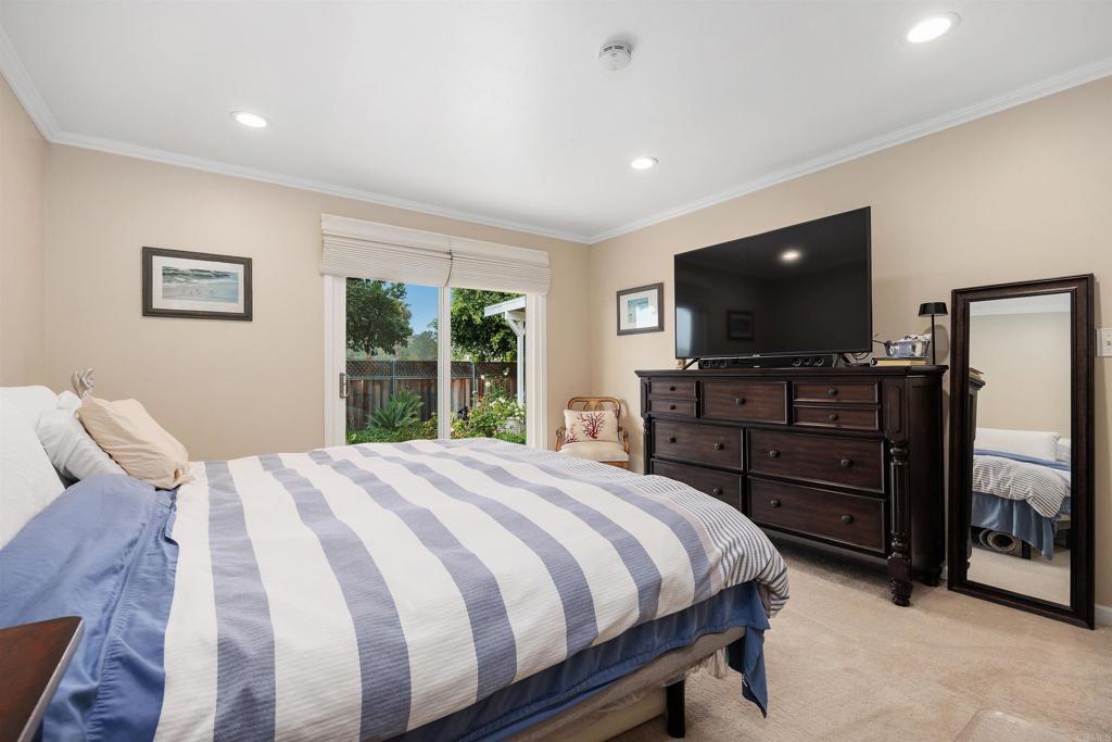 2084 Meadowlark Circle