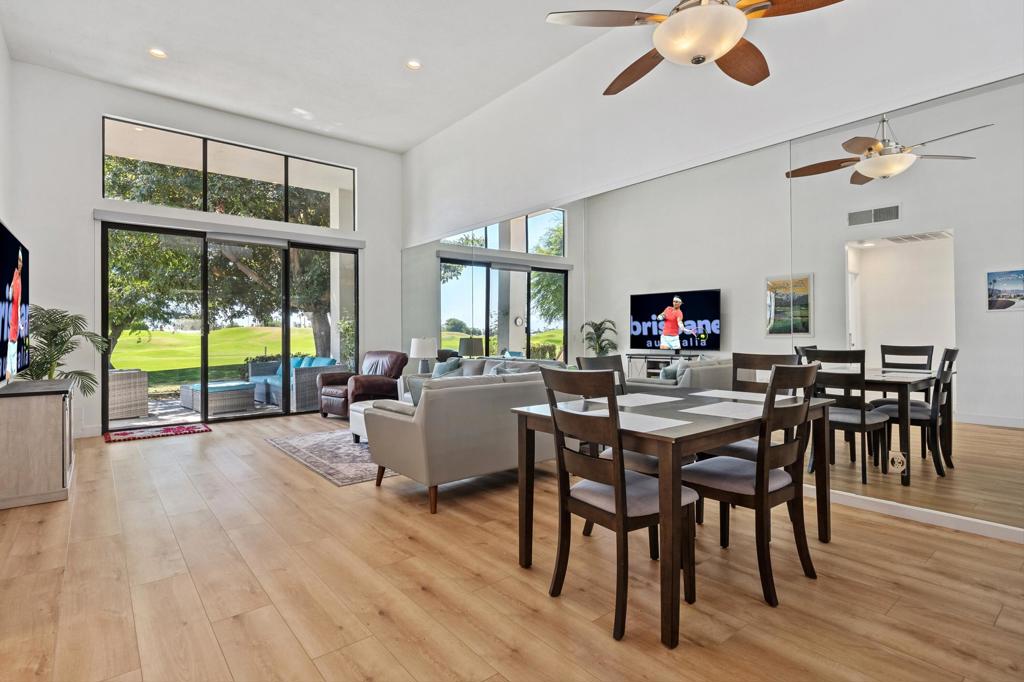 54326 Oak Tree