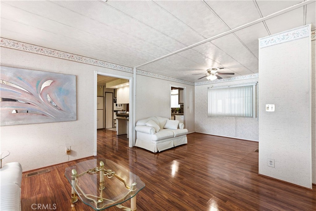 975 Vista Grande Drive