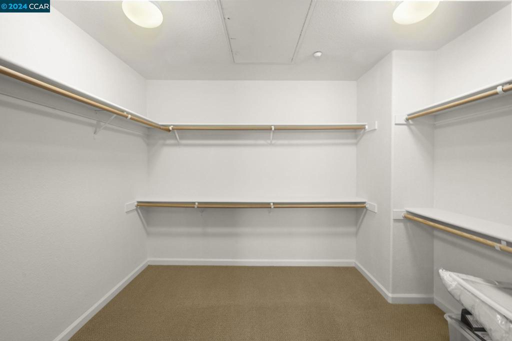 WINDEMERE - Residential