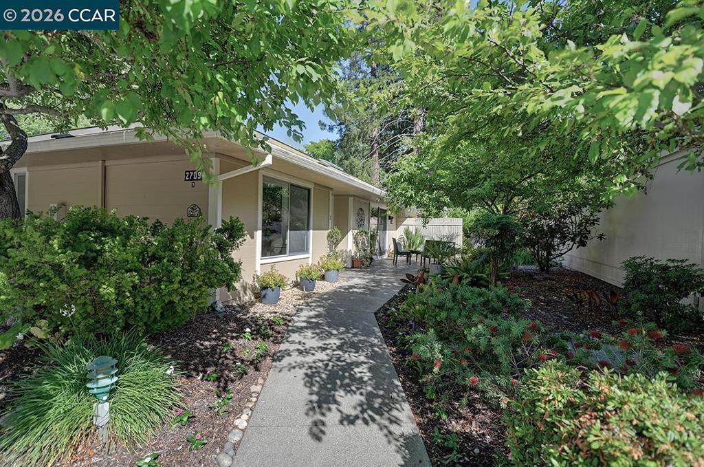 2709 Ptarmigan Drive 3