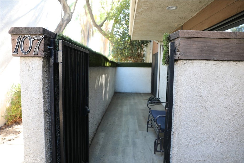 9600 Van Nuys Boulevard 107, Panorama City CA 91402