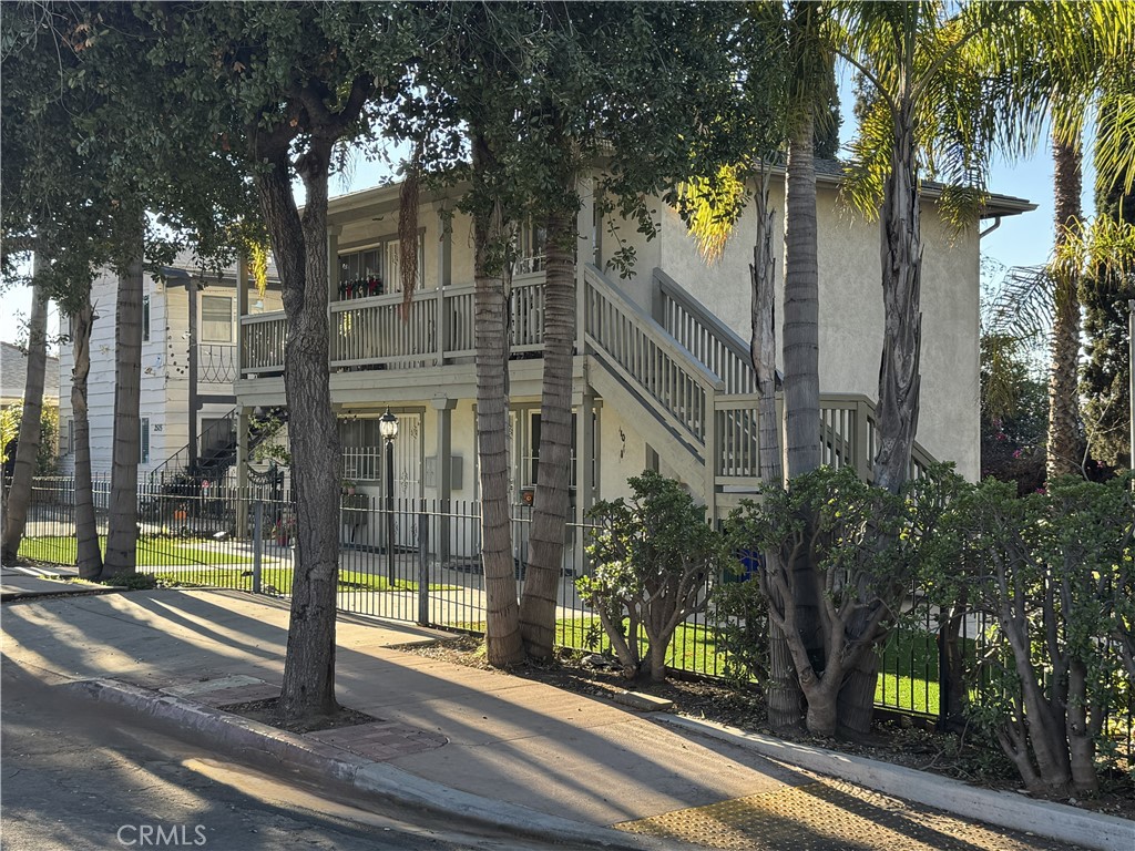 2525 Jefferson Street