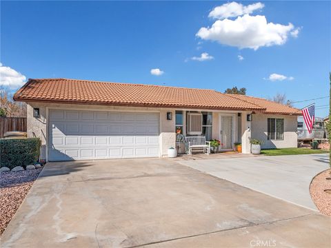 Photo of 9472 Guava Avenue, Hesperia, CA 92345 (MLS # CV26013131)