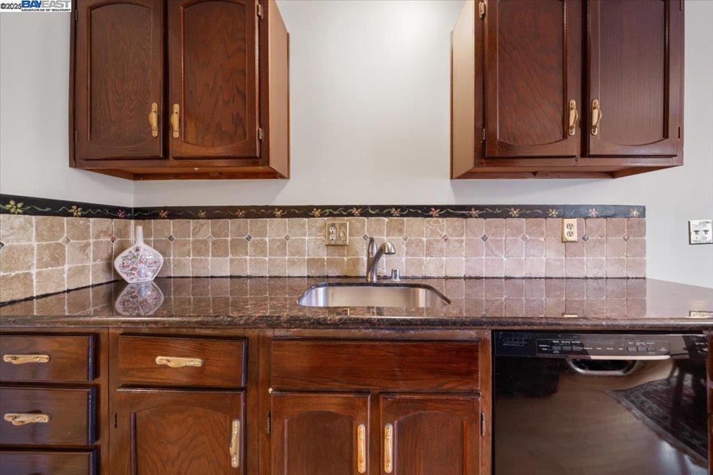 CASTRO VALLEY - Residential