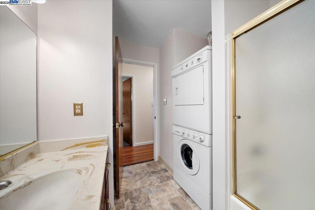 CASTRO VALLEY - Residential