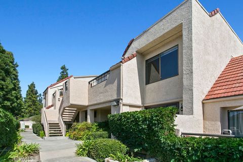 Photo of 3 Largo Street, Laguna Niguel, CA 92677 (MLS # OC25228638) Photo of 3 Largo Street, Laguna Niguel, CA 92677 (MLS # OC25228638)
