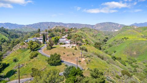 Photo of 12008 East Trail, Sylmar, CA 91342 (MLS # P1-26160)