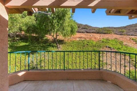 Photo of 18543 Caminito Pasadero #381, San Diego, CA 92128 (MLS # 260025364SD)