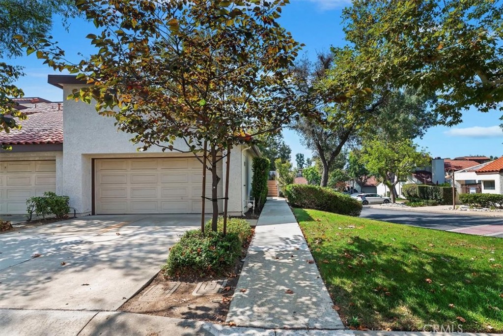 860 Wabash Court