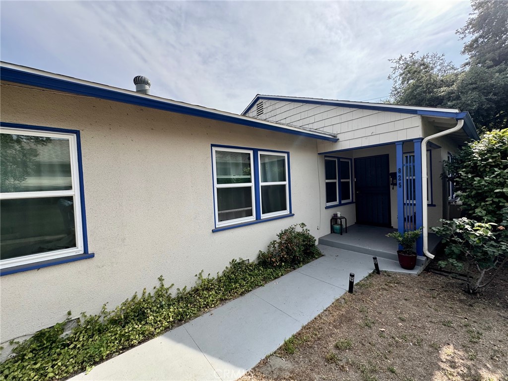 Properties 2 823 N Santa Anita Avenue N