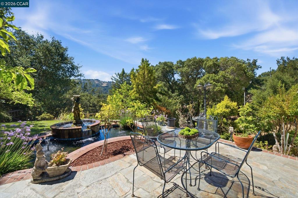 39 Mira Loma Rd Rd, Orinda CA 94563