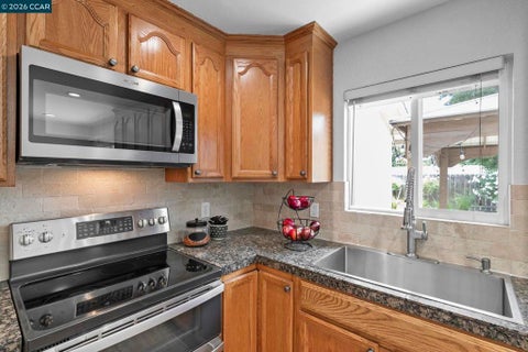 Tiny photo for 2674 E Olivera Rd Rd, Concord, CA 94519 (MLS # 41141763)